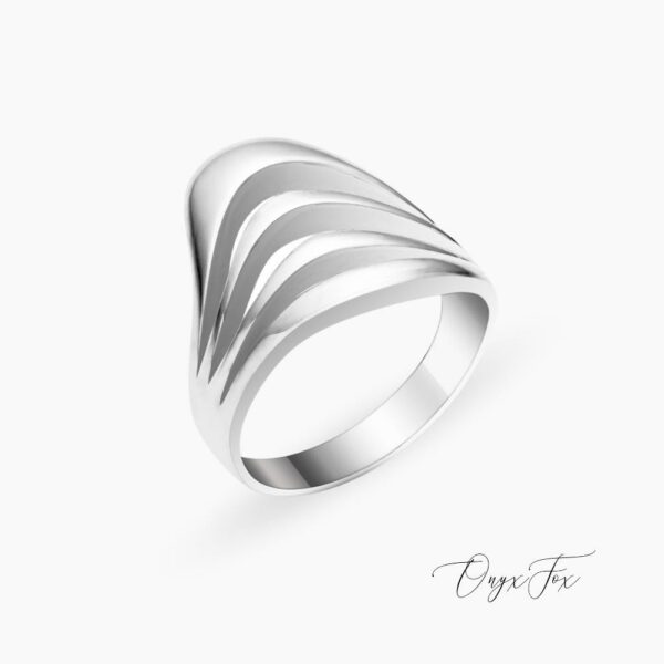 Alma stříbrný prsten šperky onyx fox z úhlu