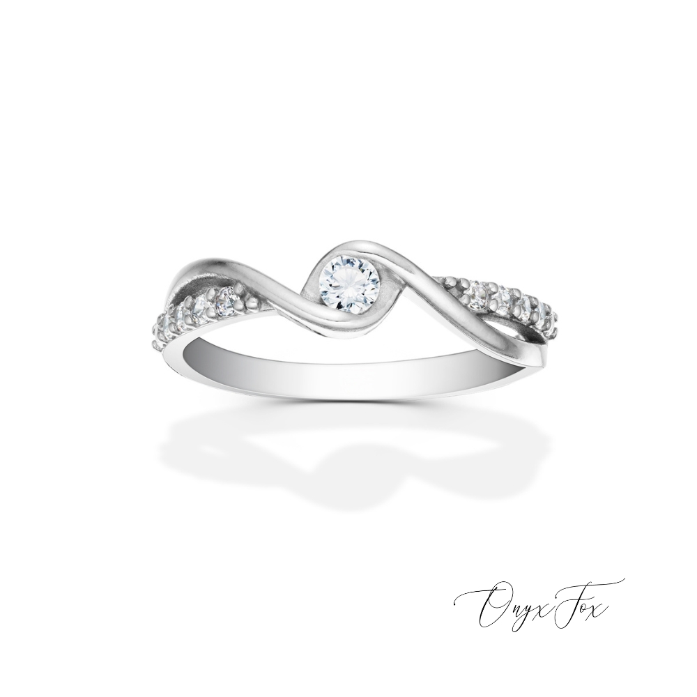 Estelle stříbrný zásnubní prsten šperky onyx fox zezhora