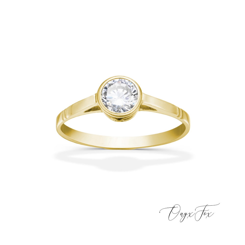 Freya zlatý zásnubní prsten žluté zlato šperky onyx fox zezhora