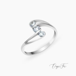Jade stříbrný prsten se zirkony šperky onyx fox z úhlu