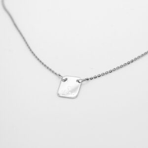 stříbrný personalizovaný náhrdelník malá zaoblená destička onyx fox
