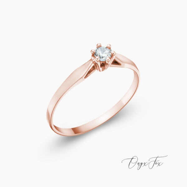 Genevieve zásnubní prsten růžové zlato onyx fox z úhlu