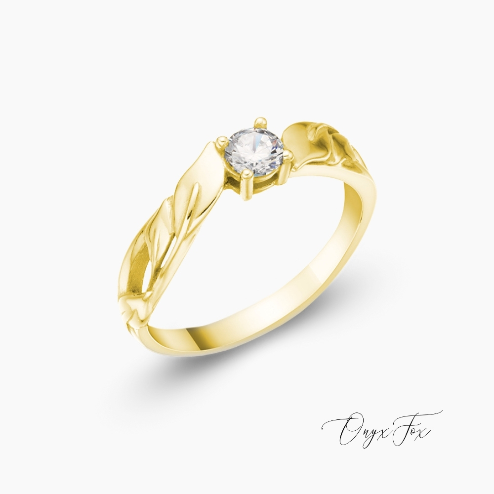 Lorien zlatý prsten onyx fox z úhlu
